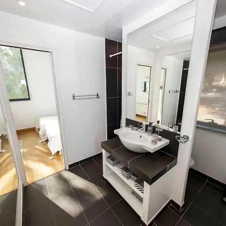 Sleeps 10 Pool Air Con Wifi Villa