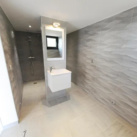Sleeps 10 Pool Air Con Wifi Villa *