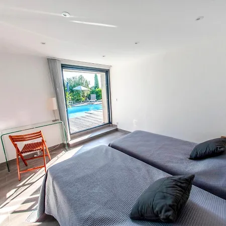 Sleeps 10 Pool Air Con Wifi Villa *
